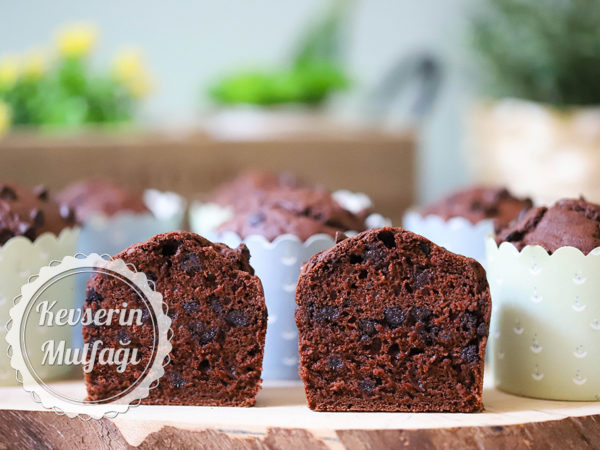 Damla Çikolatalı Muffin Tarifi