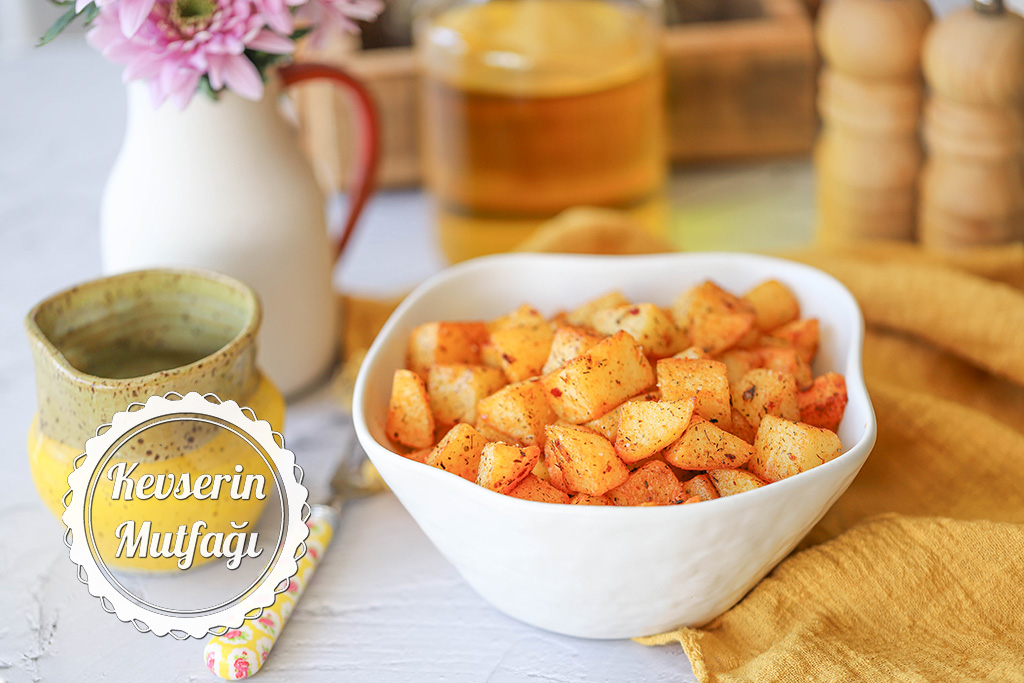 Baharatlı Fırın Patates Tarifi