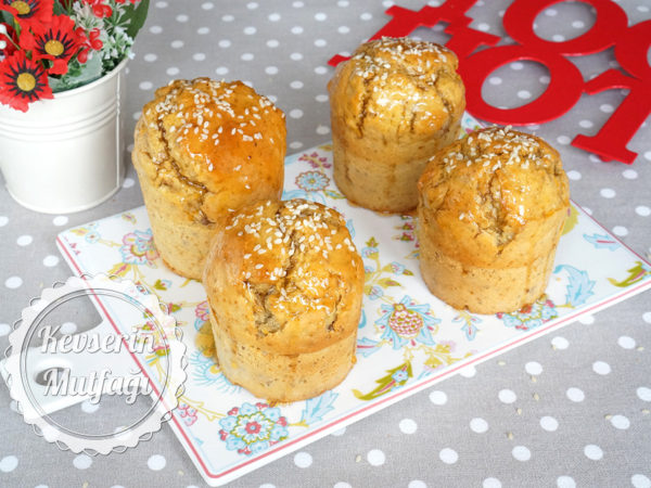 Bal Soslu Havuçlu Tarçınlı Muffin Tarifi