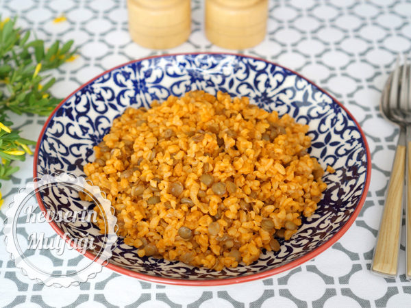 Yeşil Mercimekli Bulgur Pilavı Tarifi