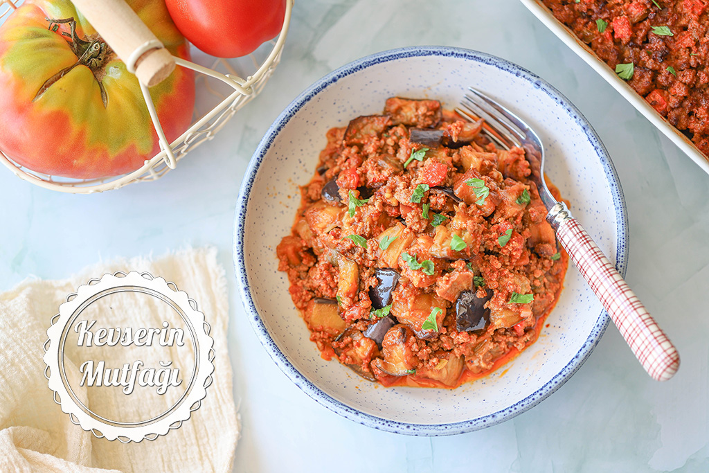 Patlıcan Musakka Tarifi-image