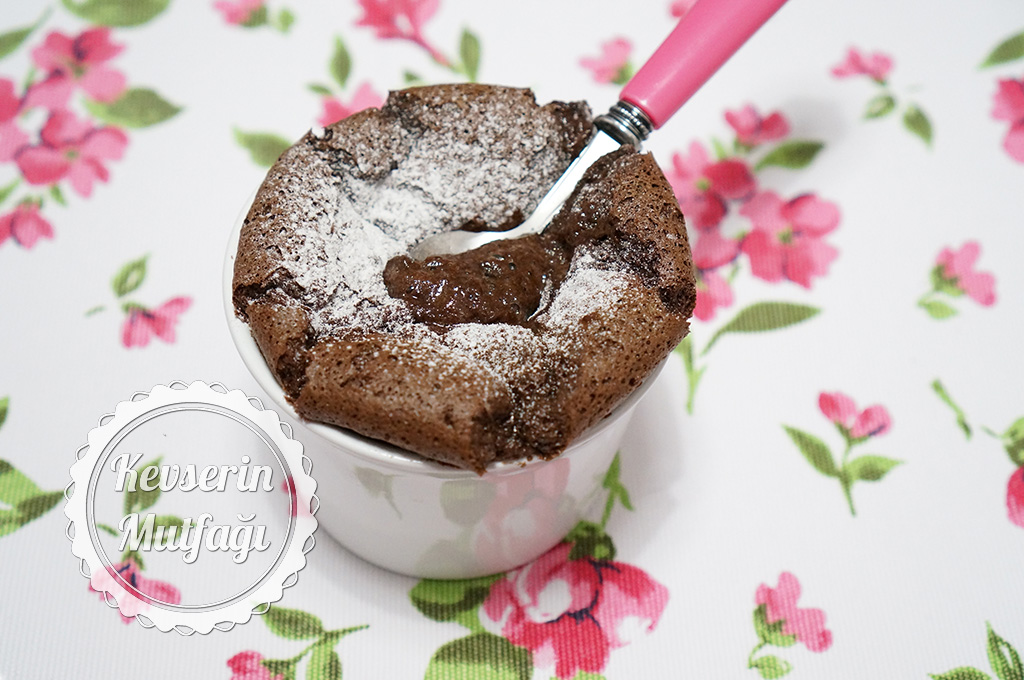 Mükemmel Çikolatalı Sufle Tarifi