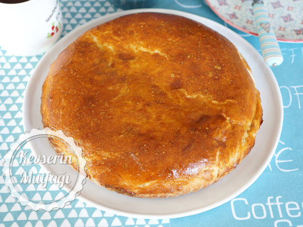 Çıplak - Pırasalı Kolay Börek Tarifi