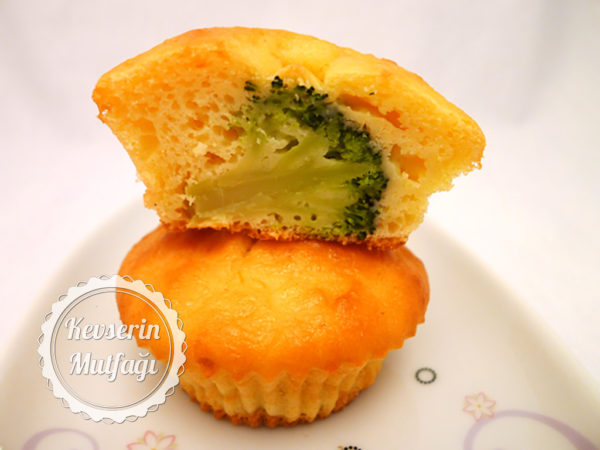Brokolili Muffin Tarifi