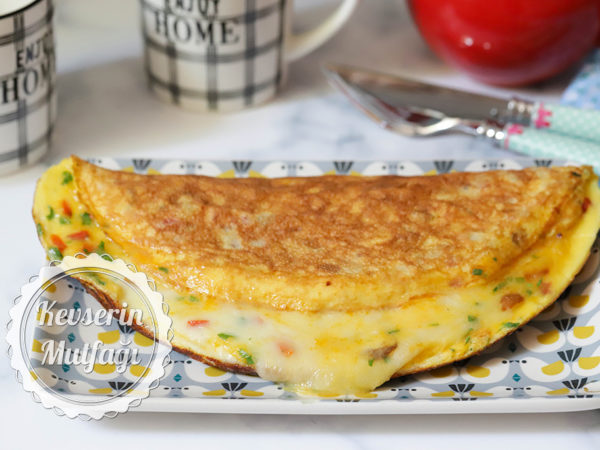 Patatesli Biberli Omlet Tarifi