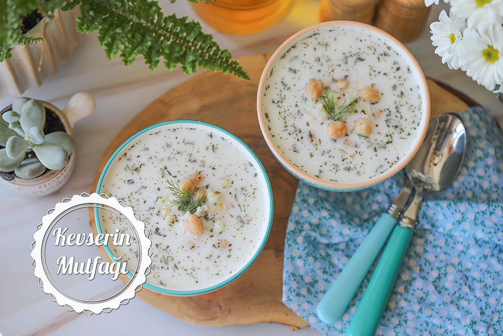 Soğuk Ayran Aşı Çorbası Tarifi