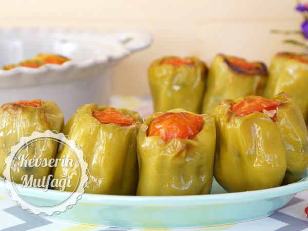 Zeytinyağlı Biber Dolması Tarifi