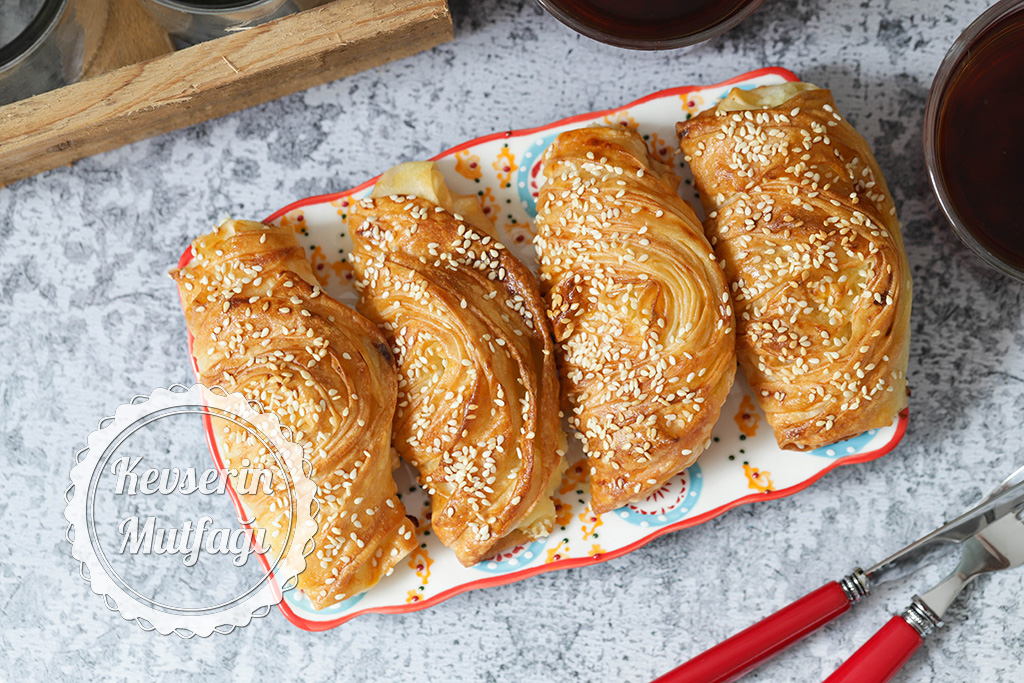 Büzgülü Börek Tarifi