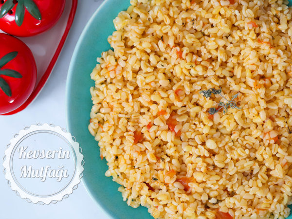 Domatesli Bulgur Pilavı