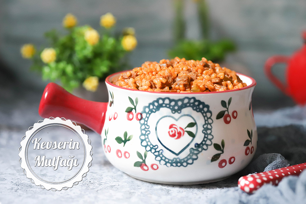 Etli Bulgur Pilavı Tarifi