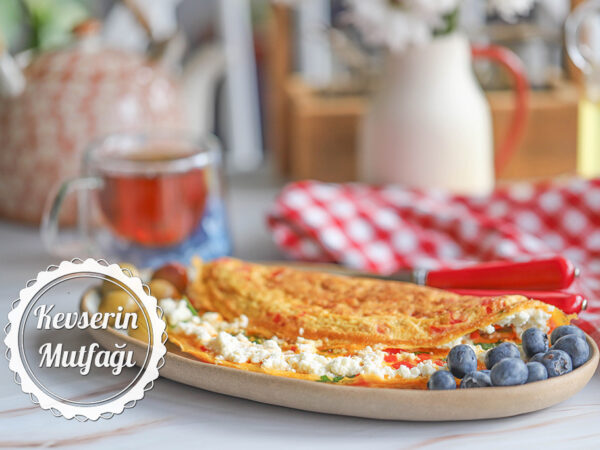 Kırmızı Biberli Omlet Tarifi