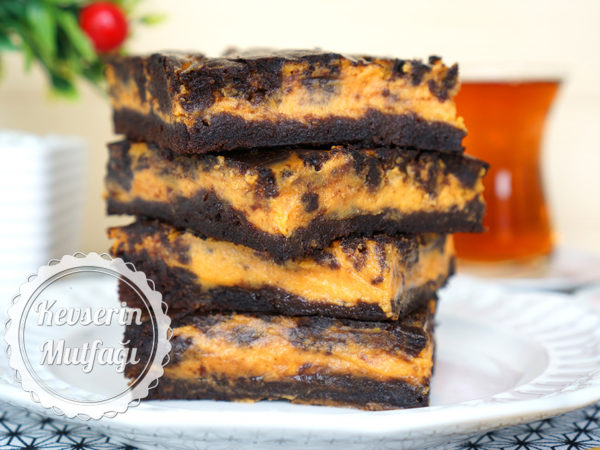 Bal Kabaklı Cheesecake Brownie Tarifi
