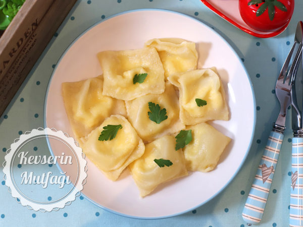 Peynirli Ravioli Tarifi