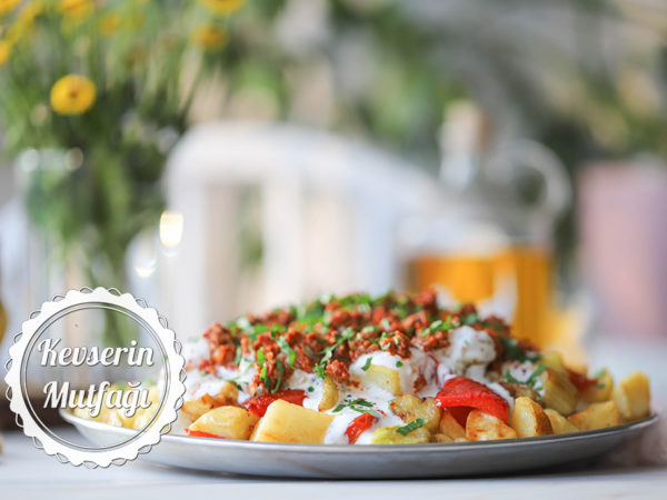 Kıymalı Borani Tarifi