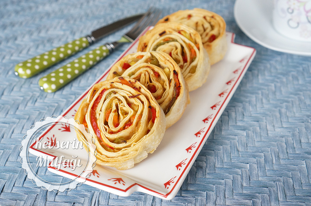 Sebzeli Çıtır Börek Tarifi Kevserin Mutfağı Yemek Tarifleri