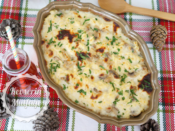 Mantarlı Fırın Makarna Tarifi
