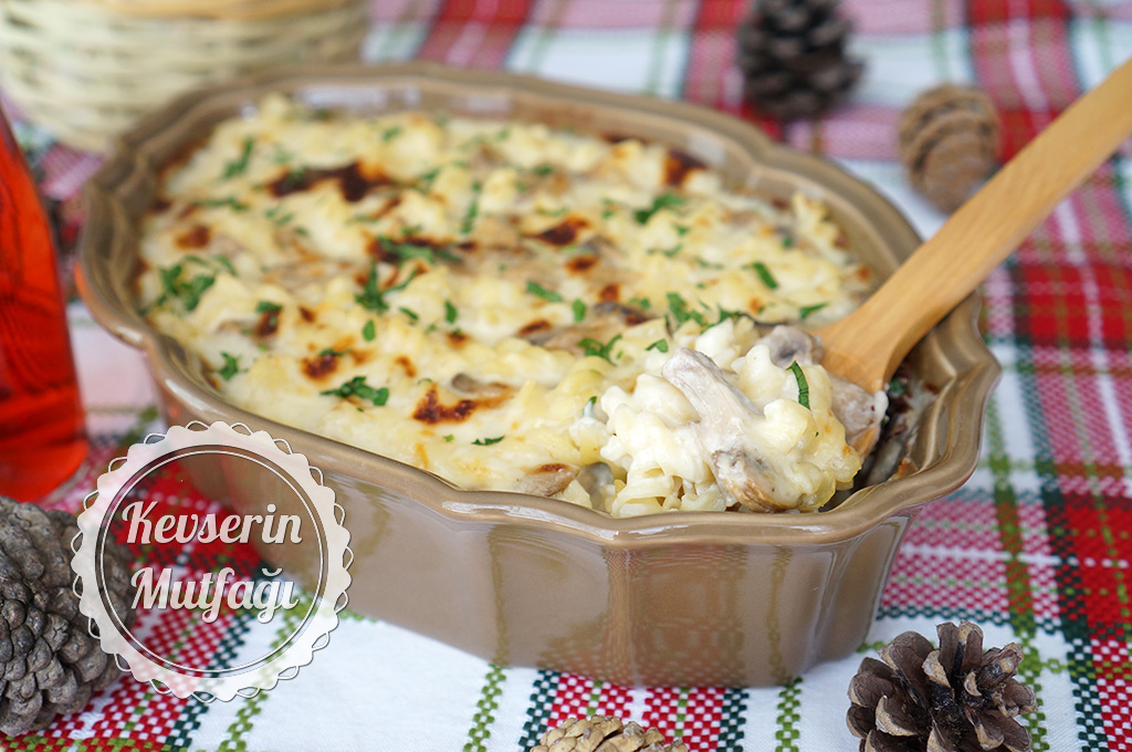 Mantarlı Fırın Makarna Tarifi