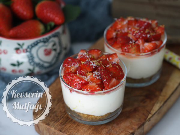 2 Kişilik Pişmeyen Cheesecake Tarifi