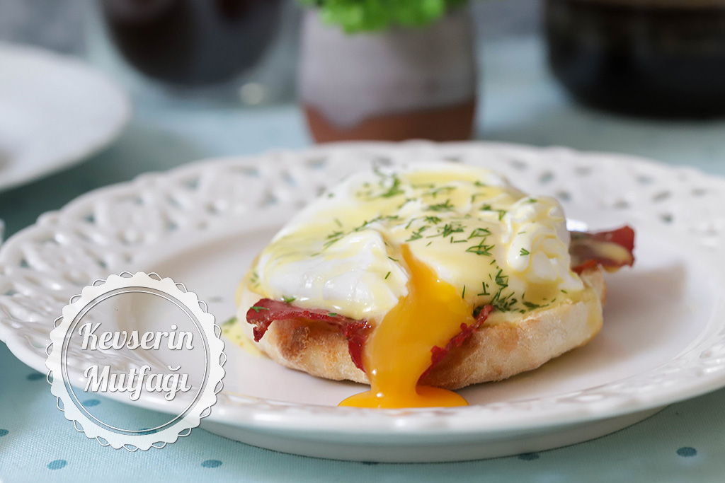 Eggs Benedict Tarifi