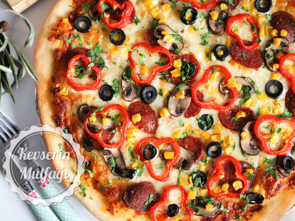 Karışık Pizza Tarifi
