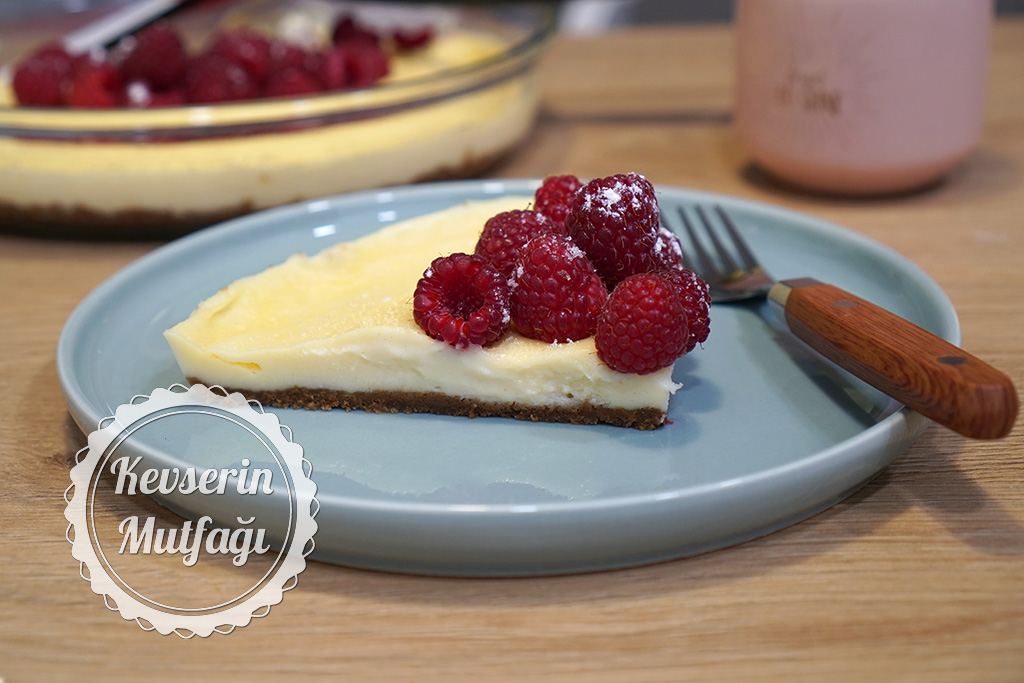 5 Dakikada Pişen Cheesecake Tarifi