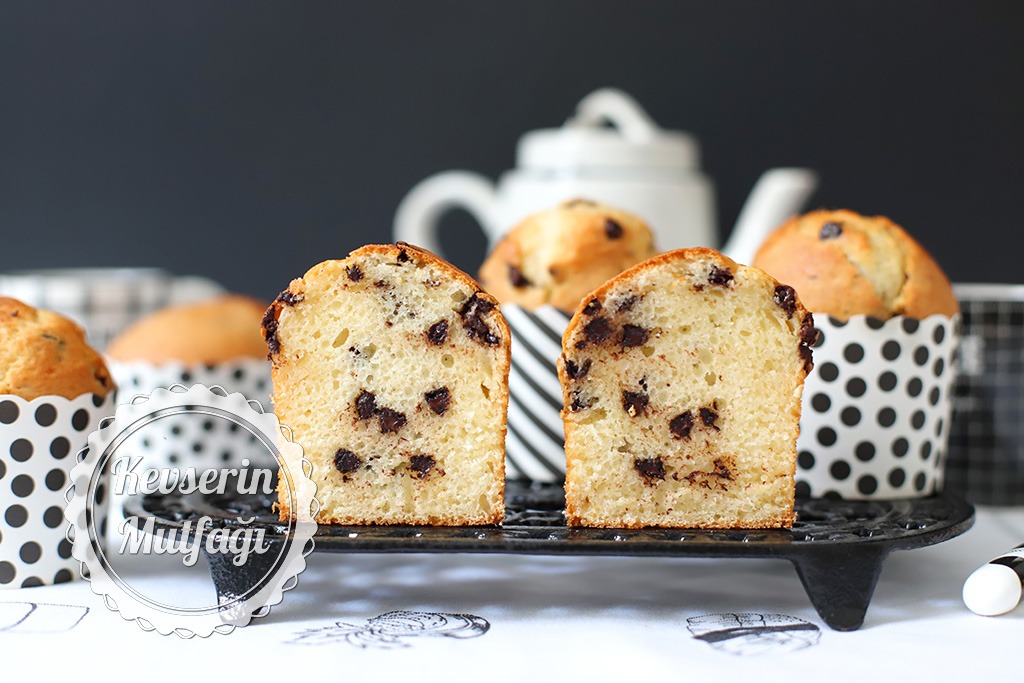 Damla Çikolatalı Muffin Tarifi