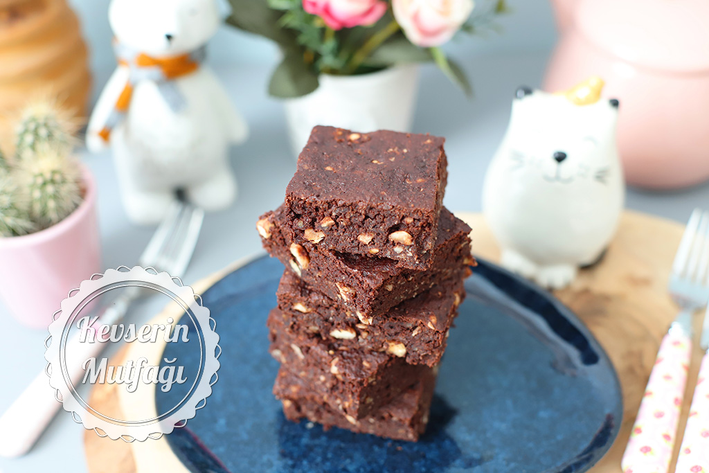 Kuru Fasulyeden Glutensiz Brownie Tarifi