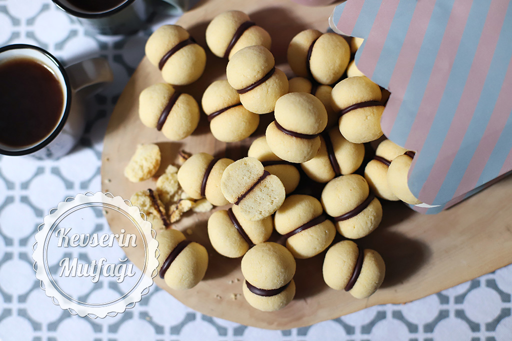 Baci Di Dama Tarifi
