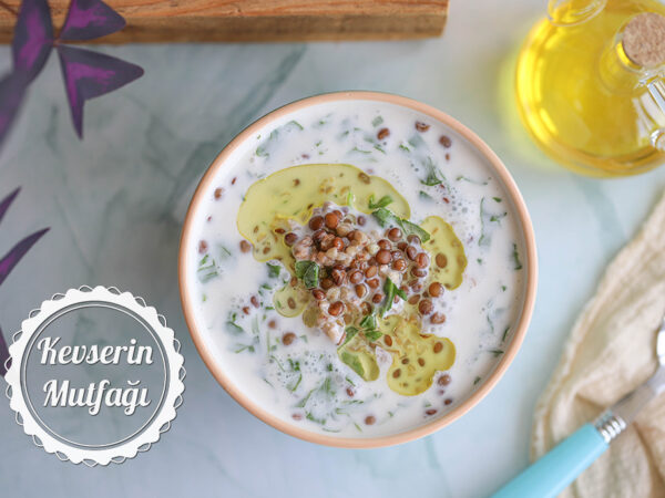 Yeşil Mercimekli Rokalı Soğuk Çorba Tarifi