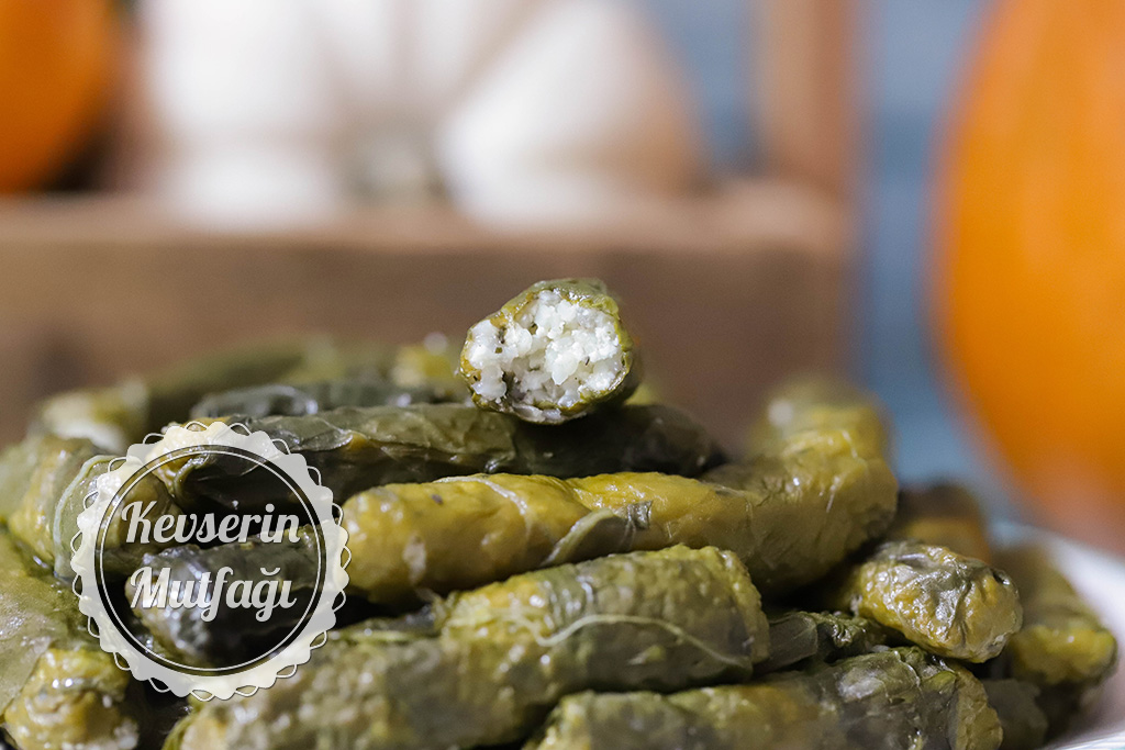 Peynirli Pazı Sarma Tarifi