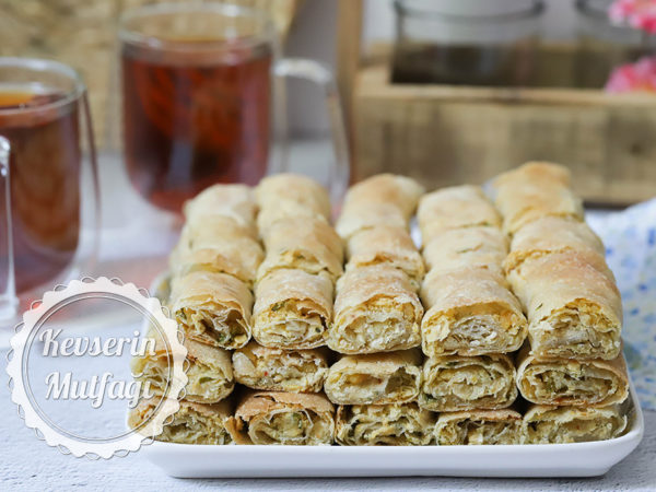 Nohutlu El Açması Börek Tarifi