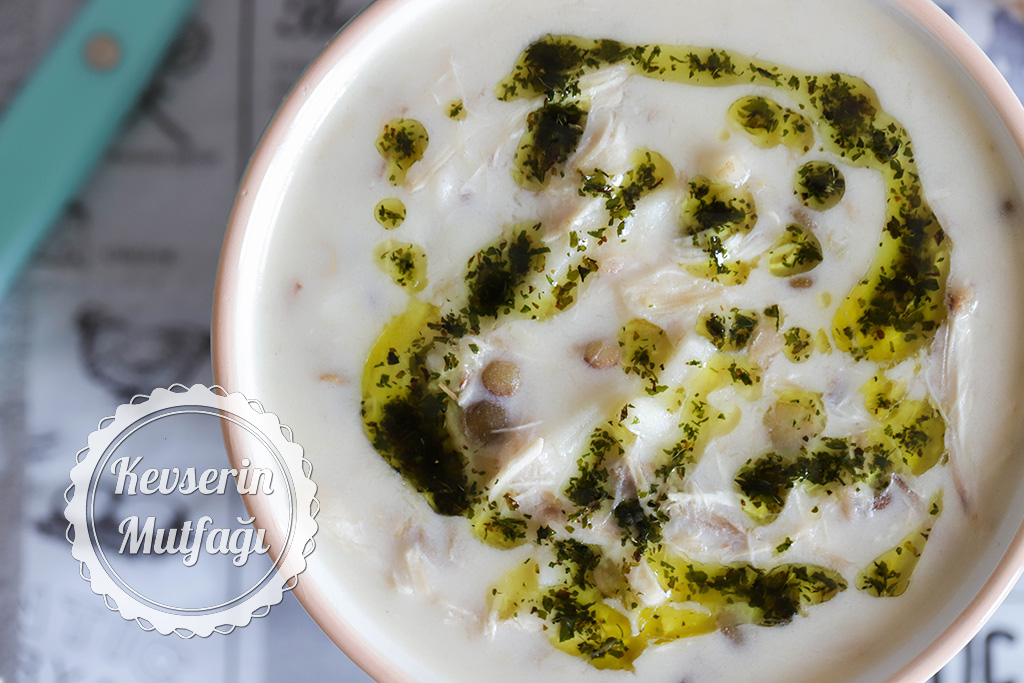 Tavuklu Yeşil Mercimek Çorbası Tarifi