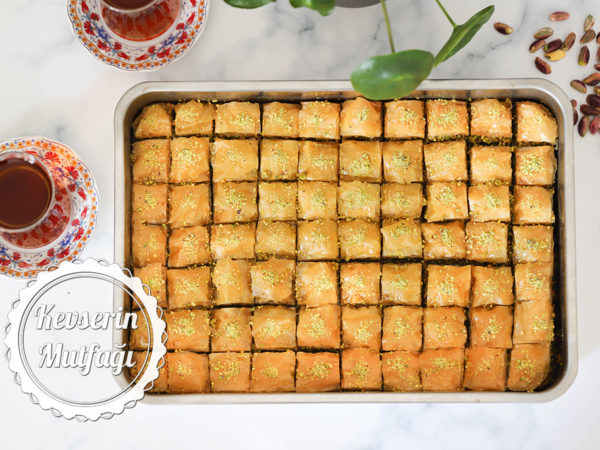 Fıstıklı Baklava Tarifi