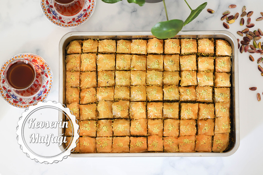 Fıstıklı Baklava Tarifi