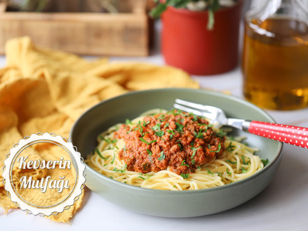 Vegan Spagetti Bolonez Tarifi