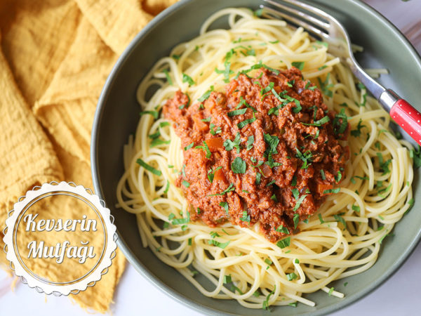 Vegan Spagetti Bolonez Tarifi