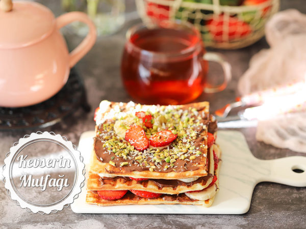 Tost Makinesinde Waffle Pasta Tarifi