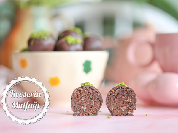 Kestaneli Hurma Topları Tarifi