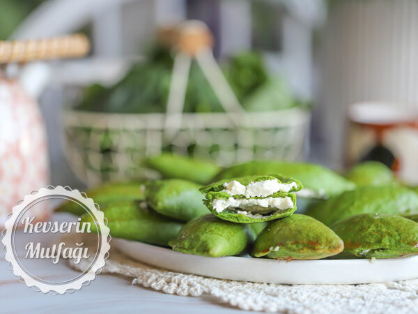 Labneli Ispanaklı Poğaça Tarifi