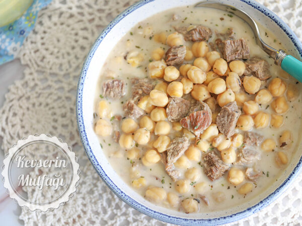 Terbiyeli Etli Nohut Yemeği Tarifi